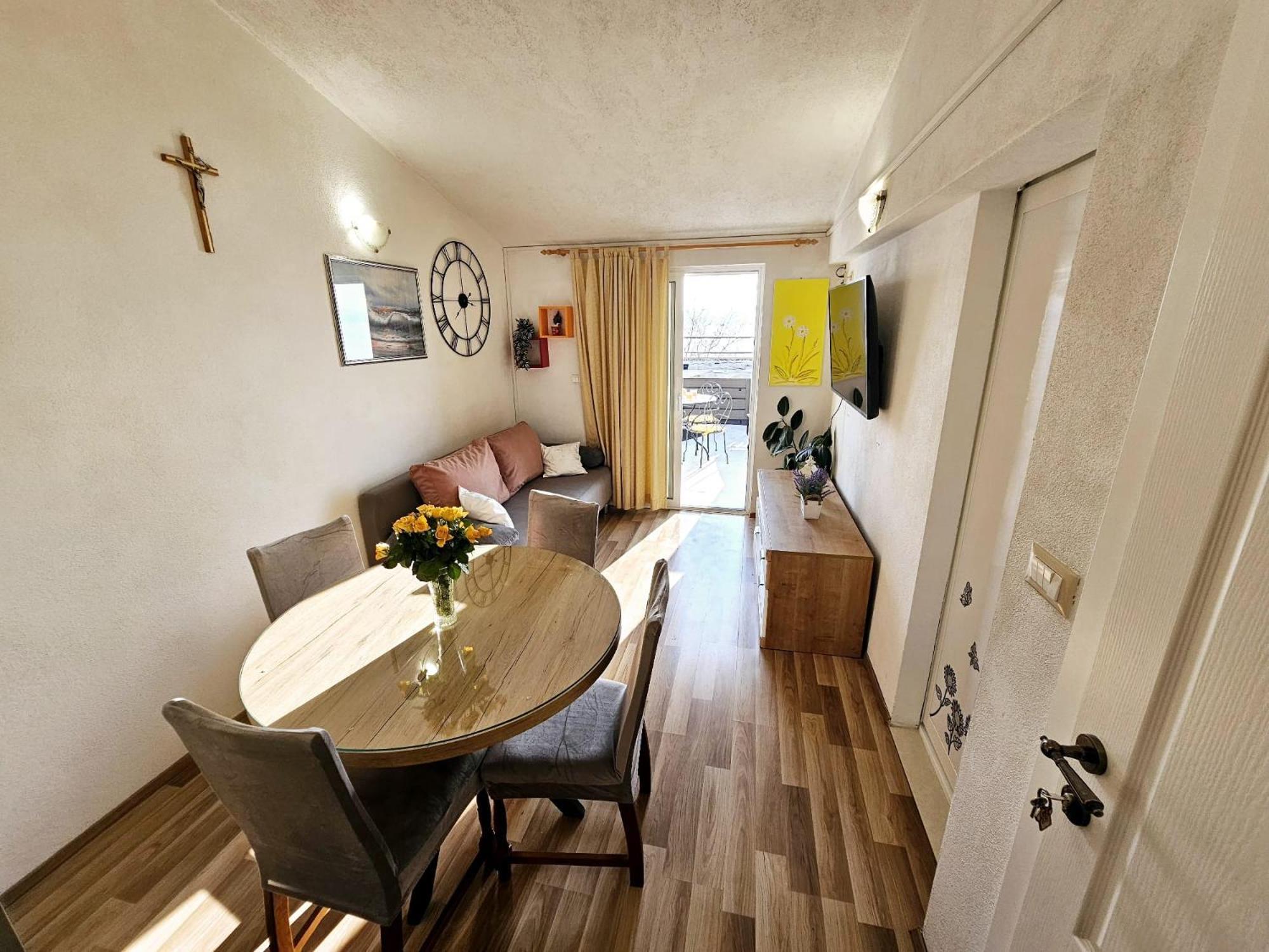 Storija Apartment *