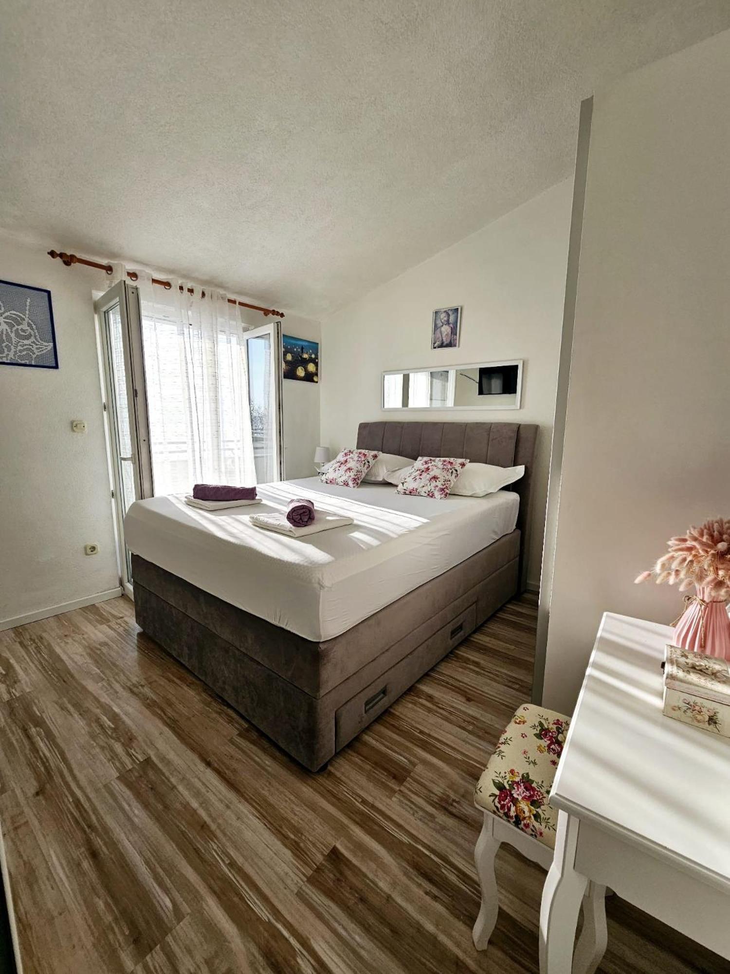 Storija Apartment
